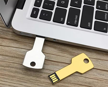 100pcs 2GB Custom Logo USB Flash Drive in Metal Key Shape, Personalized Thumb Drive for Promotion, Bespoke Memory Stick in Bulk